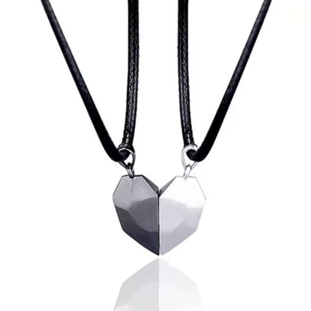 Magnetic Heart Couple Necklaces