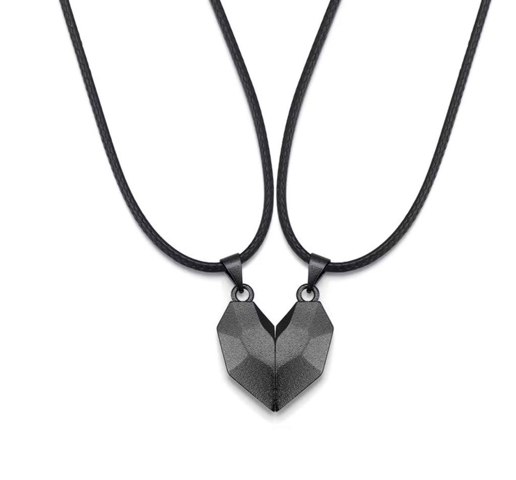 Magnetic Heart Couple Necklaces