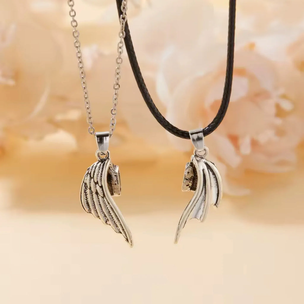 Magnetic Wings Couple Necklace