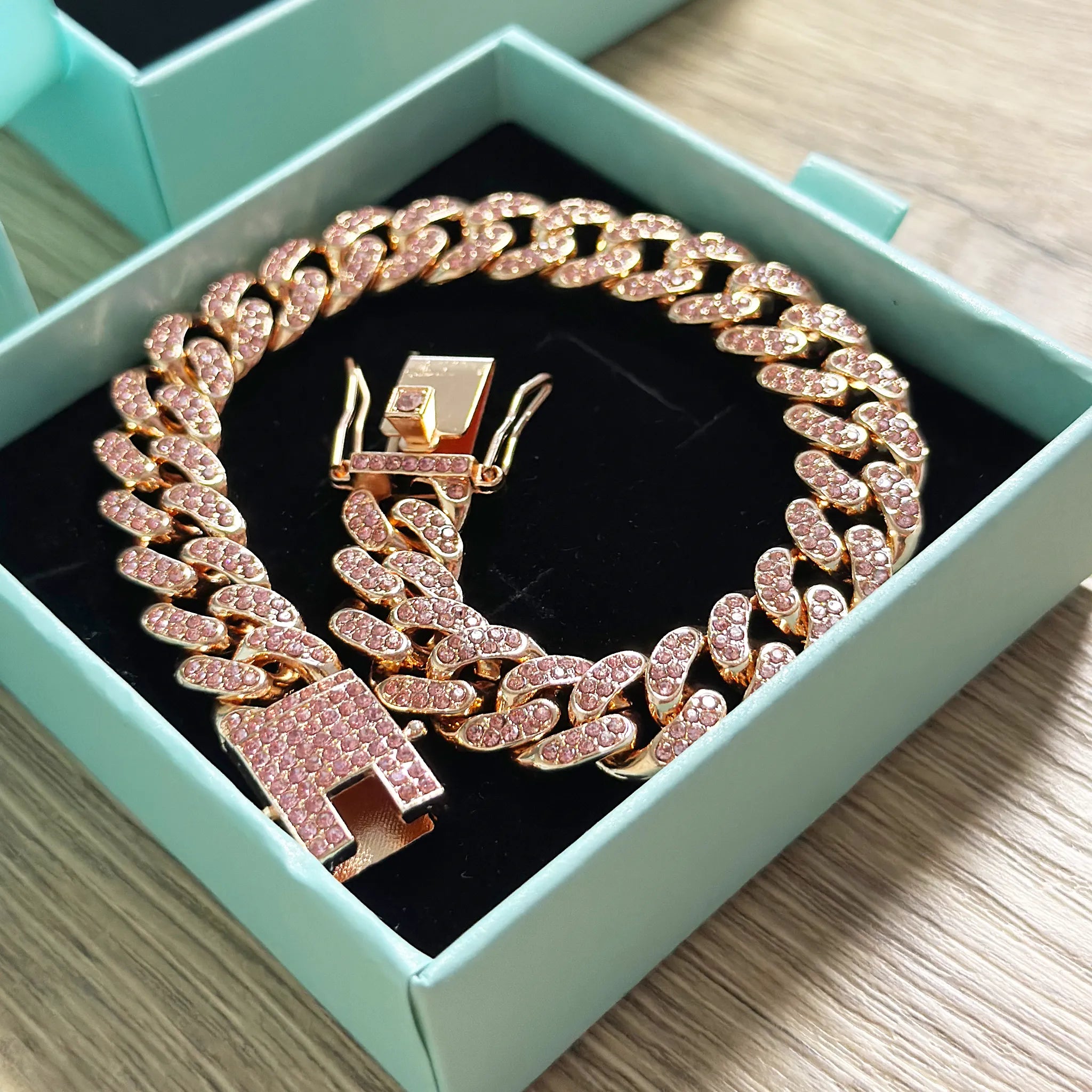 Luxury Cat / Cuban Chain